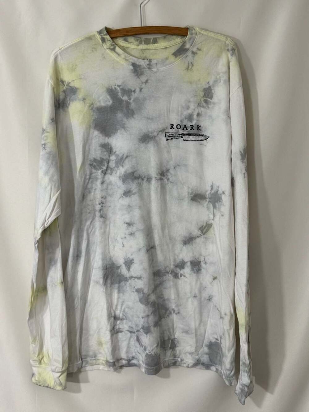 Roark Long Sleeve T-Shirt Size L Tie Dye Knife Graphic